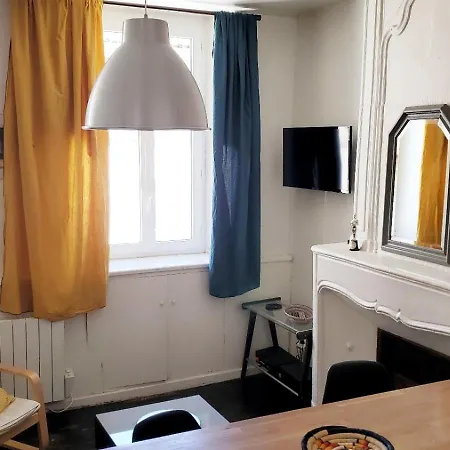 La Couronne - 2 Pres Du Marche Appartement *